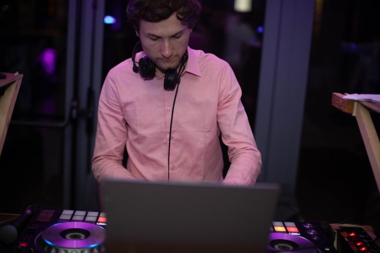 Quentin HUBERT DJ